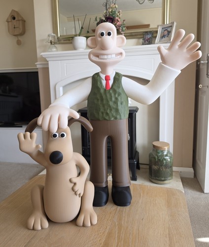 Giant wallace and gromit - wallace,