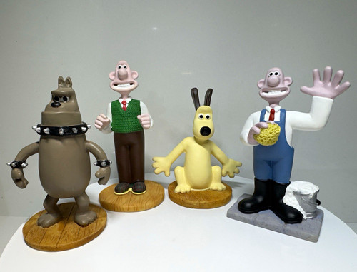 Wallace gromit figurines x4 - &,