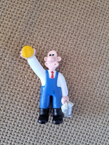 Wallace gromit figure - gromit,